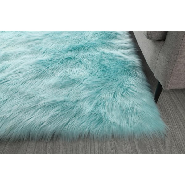 Amazing Rugs A1013-23 2 x 3 ft. Fuzzy Shaggy Blue Hand Tufted Area Rug