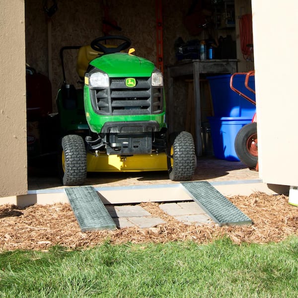 Metal Ramps (2-Pack)