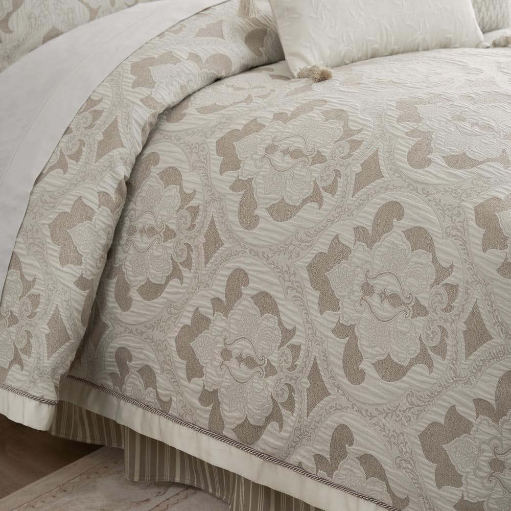 Ivory Damask Queen Comforter Set with Ruffled Bedskirt