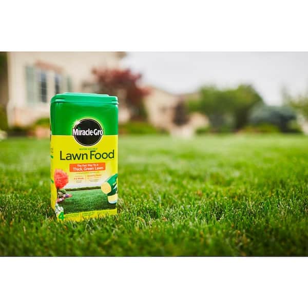  Miracle-Gro®: Lawn Care Accessories