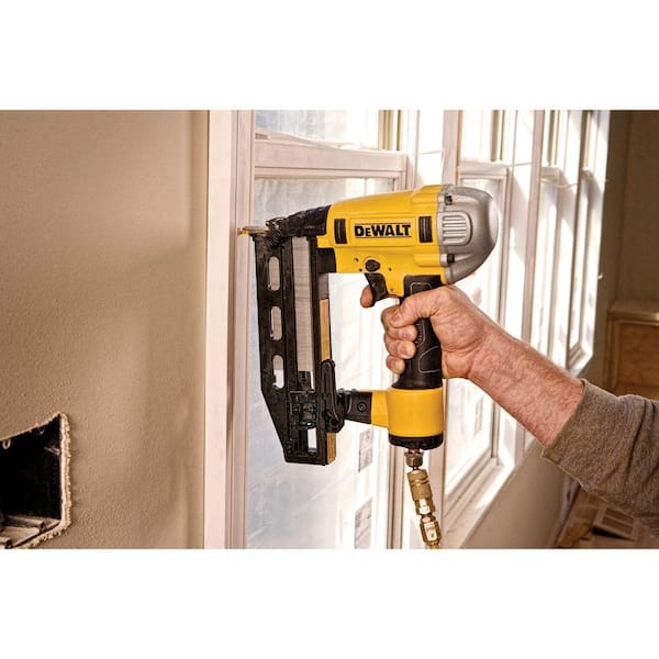 Dewalt cordless 16 online gauge straight finish nailer