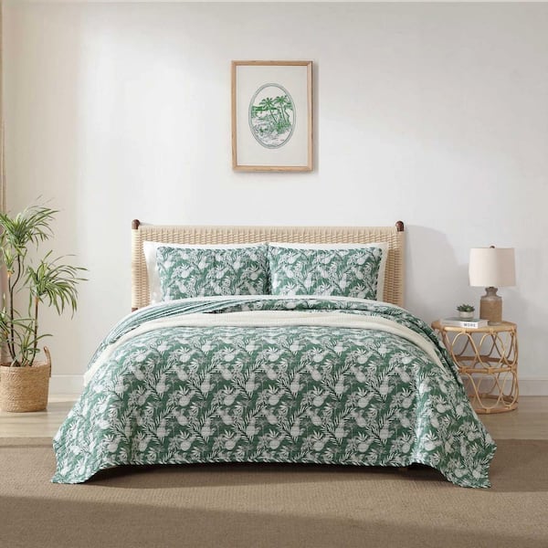 Tommy Bahama Pineapple Venture 2-Piece Green Reversible Cotton Twin Quilt Set