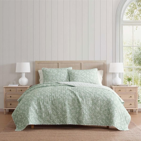 French Bird Floral 3-Piece Grey Green/White Cotton Full/Queen Quilt Set