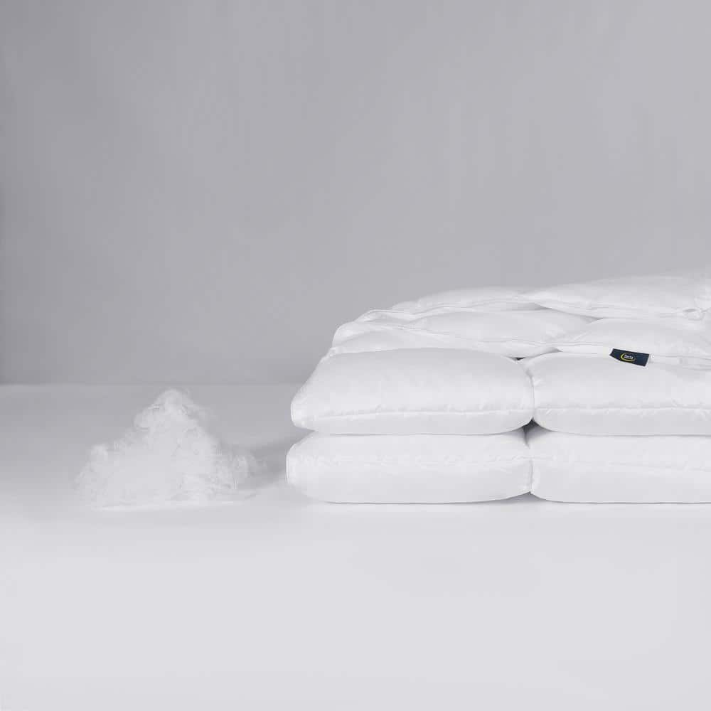 Full White Microfiber Lightweight Down Alternative Duvet