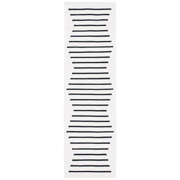 SAFAVIEH Montauk Ivory/Black 2 ft. x 6 ft. Chevron Lines Runner Rug