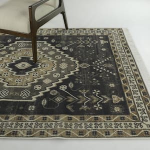 Farrell Charcoal 5 ft. x 7 ft. Medallion Area Rug