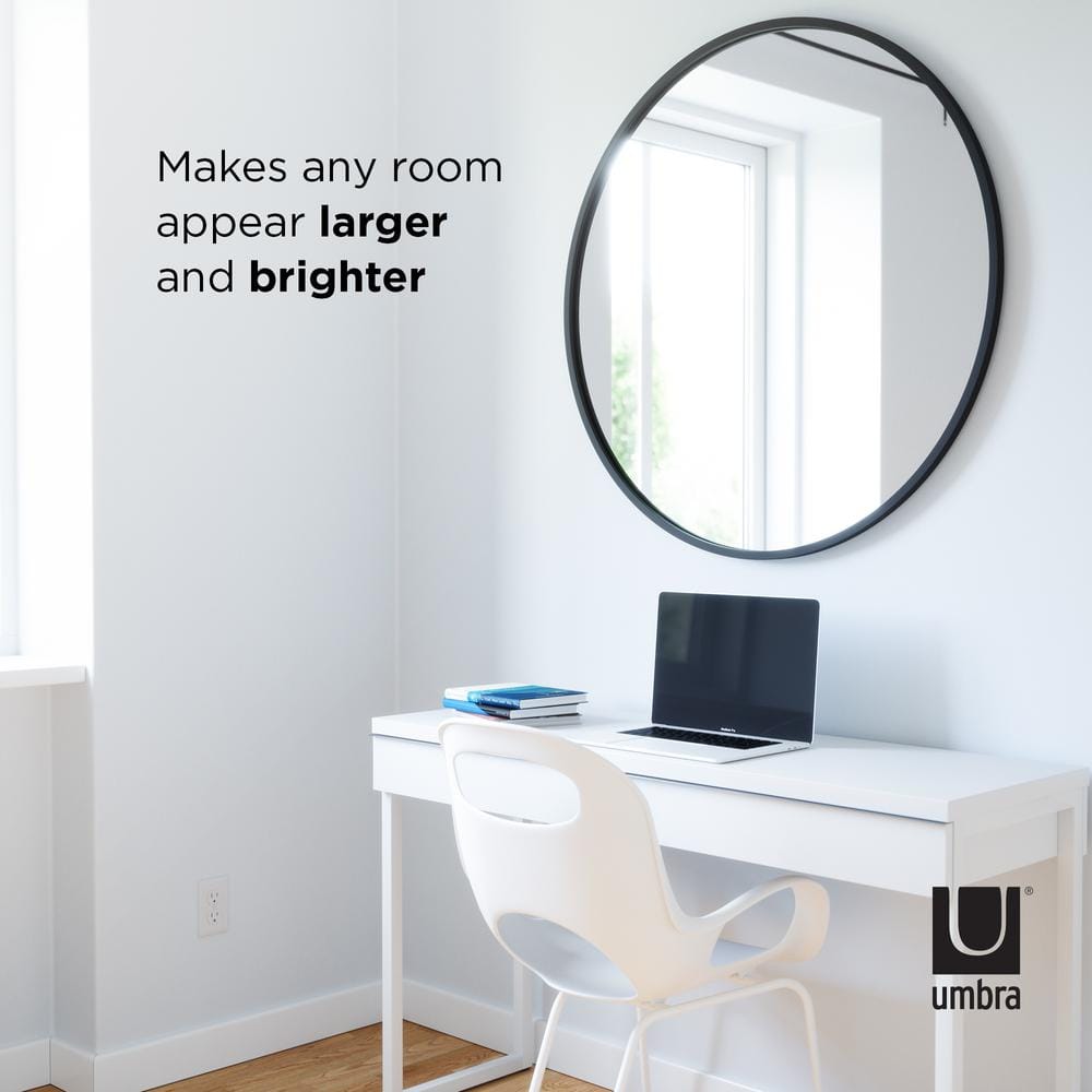 15'' Round Industrial Rubber-Trimmed Wood Wall Mirror