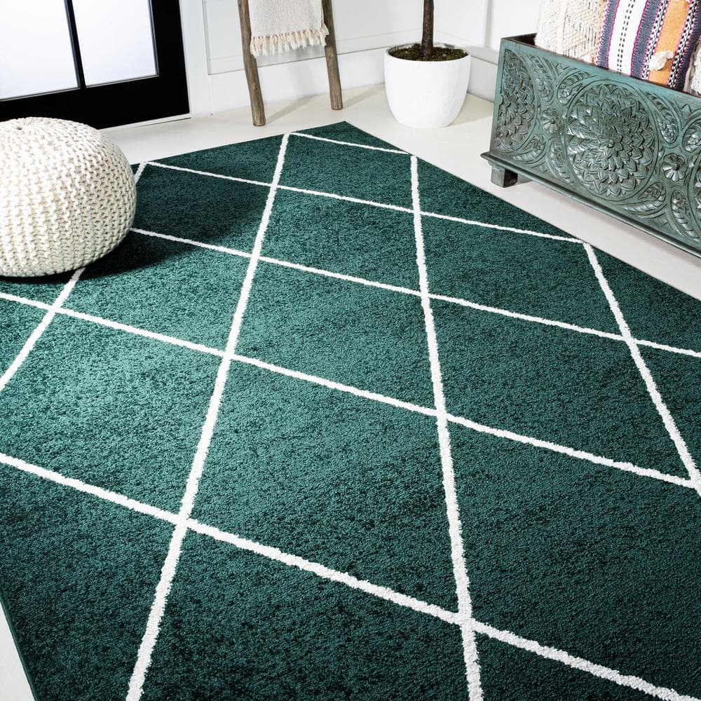 Cole Green and White Diamond Trellis Round Area Rug