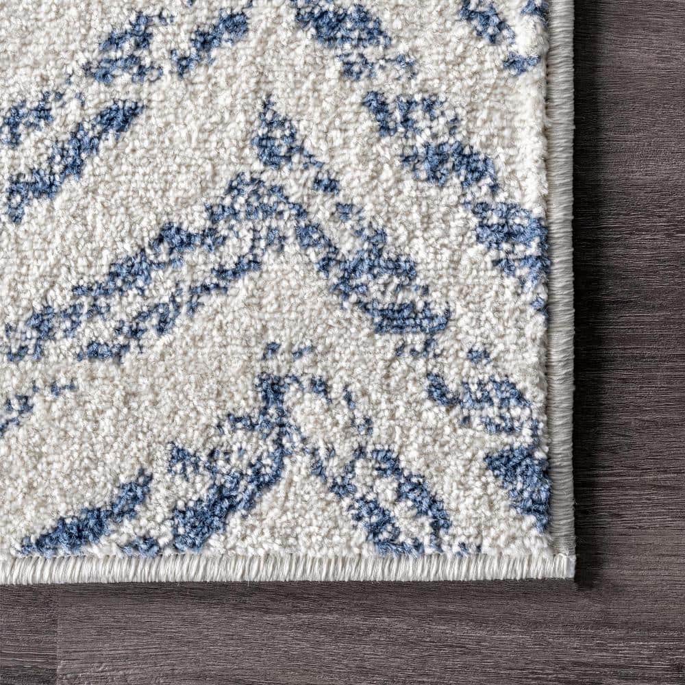 Reversible Geometric Blue Round Easy-Care Synthetic Rug