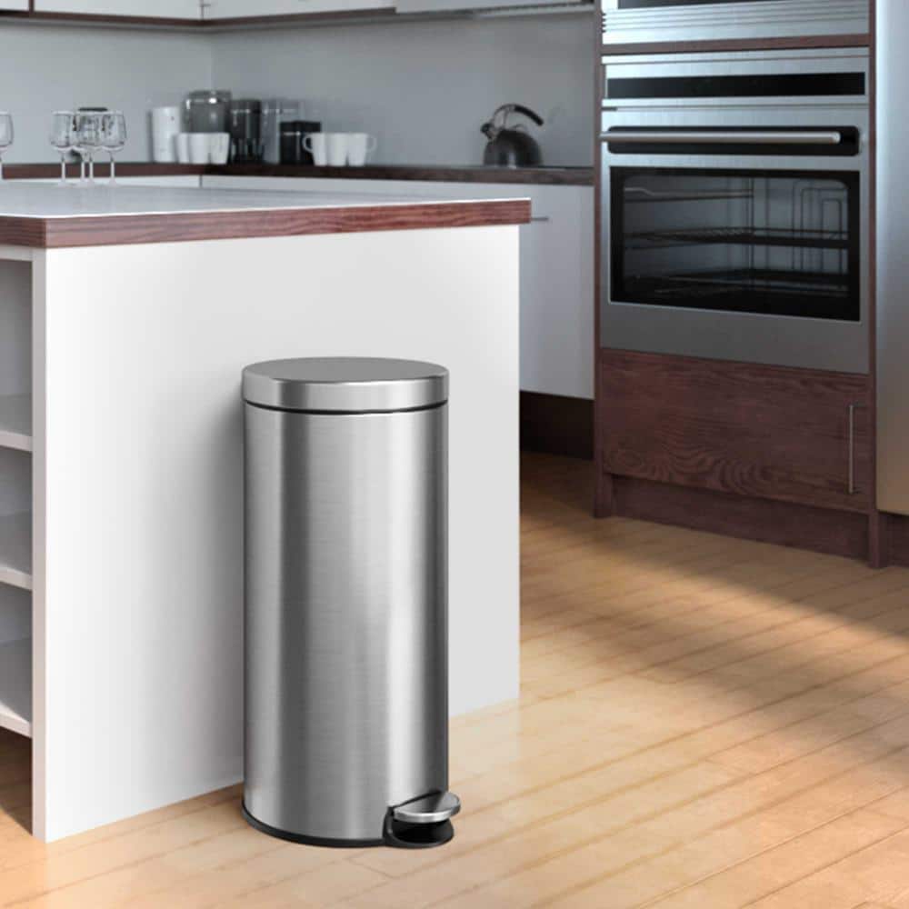 Brushed Stainless Steel 8 Gallon Step Pedal Trash Can