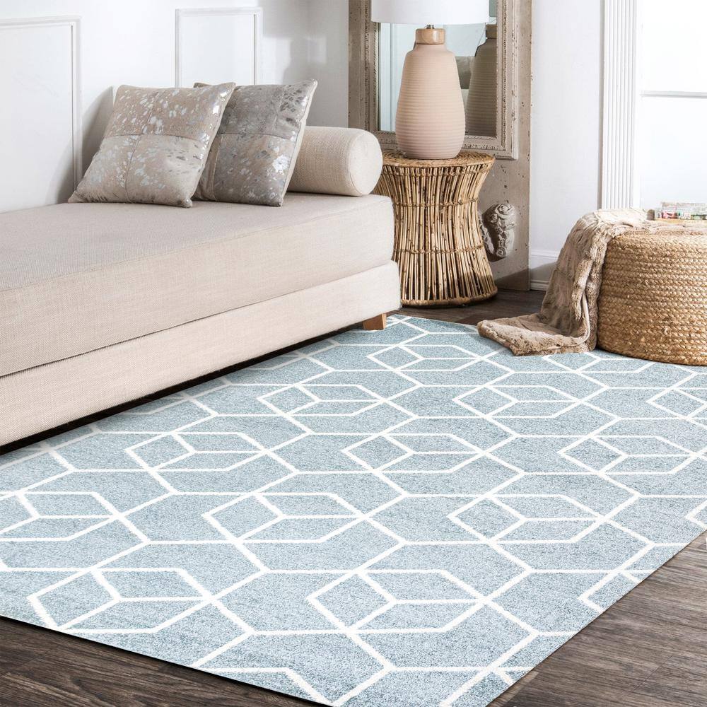 Light Blue and White Geometric 4' x 6' Area Rug