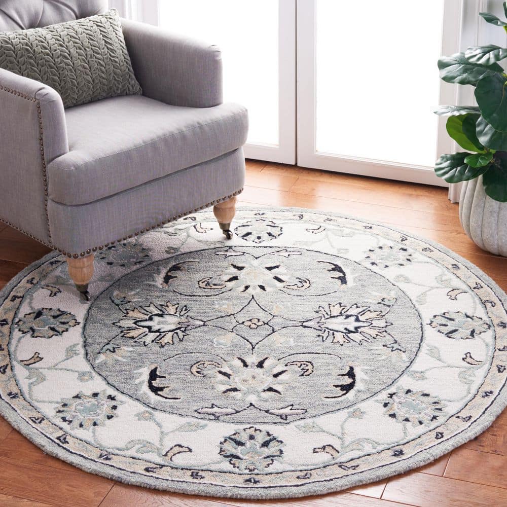 Handmade Tufted Wool Round Rug in Warm Gray, 59"
