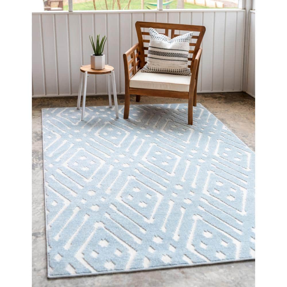 Light Blue Geometric Synthetic Rectangular Outdoor Rug 8' x 10'