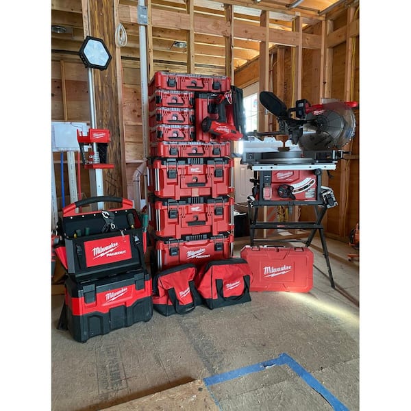 Milwaukee - PACKOUT 22 in. Large Portable Tool Box Fits Modular Storage System