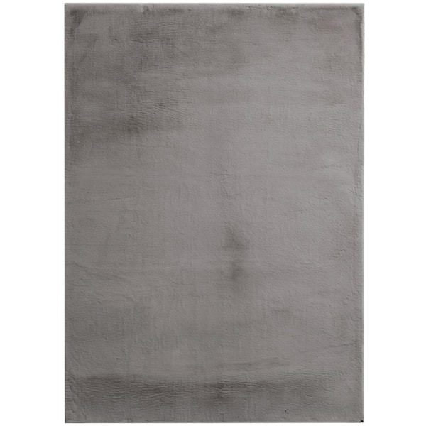 https://images.thdstatic.com/productImages/70512635-e48a-485f-ad16-f7c90ba39399/svn/charcoal-area-rugs-5250-63-51hdt-64_600.jpg