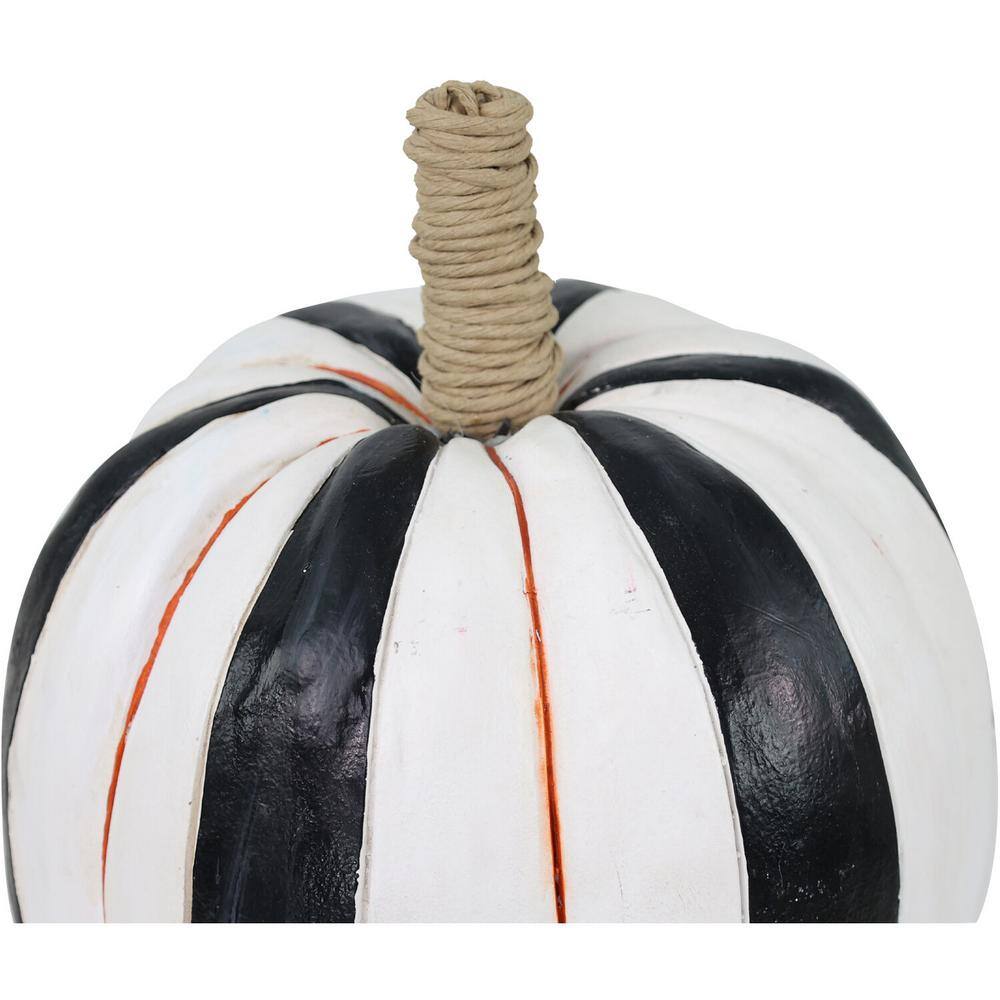 Freestanding Lighted Resin Pumpkin Trio Topiary for Halloween