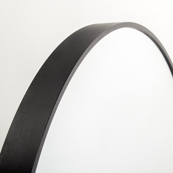 Black Metal Frame Circle Mirror –