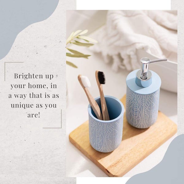 Dracelo 4-Piece Bathroom Accessory Set with Soap Dispenser
