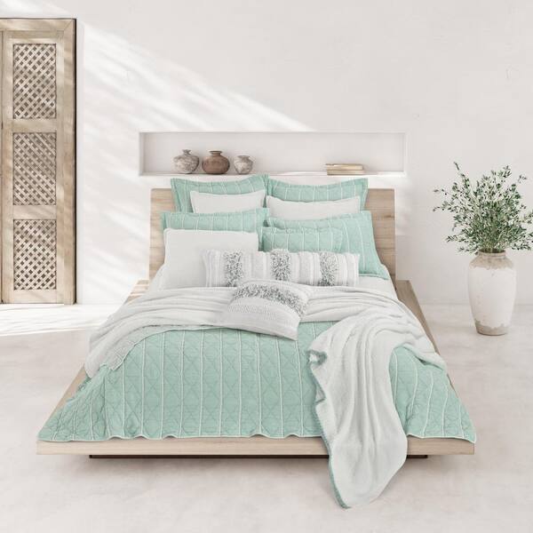 Unbranded Pacifica King/Cal King Cotton Coverlet