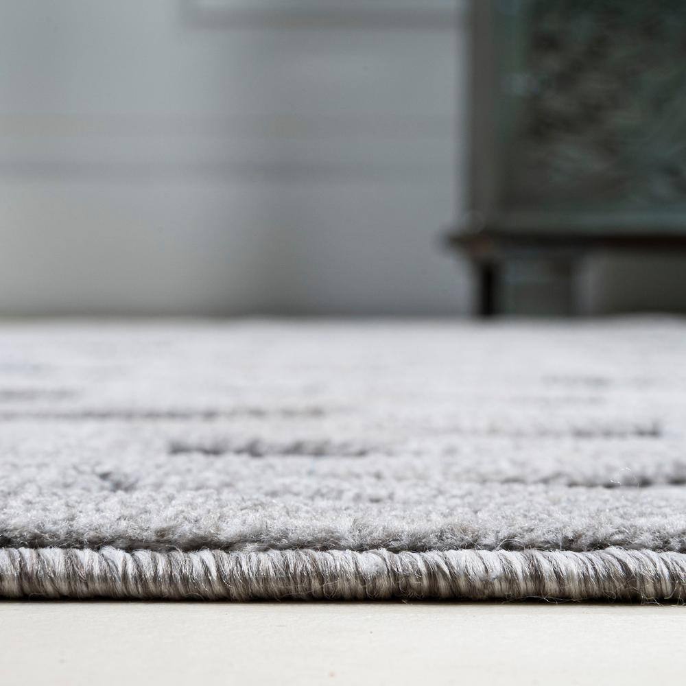 Talaia Light Gray Geometric Synthetic Indoor/Outdoor Rug