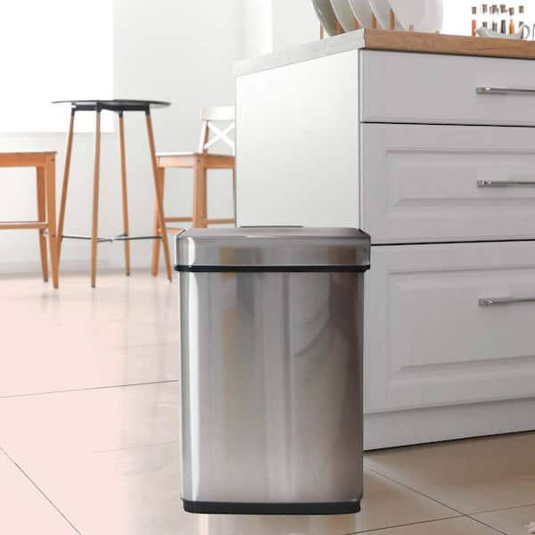Hanover 12-Liter / 3.1-Gallon Trash Can with Sensor Lid in Stainless Steel - Silver