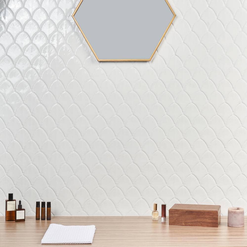 Blanco White Glossy Glass Fishscale Mosaic Wall Tile Sheet