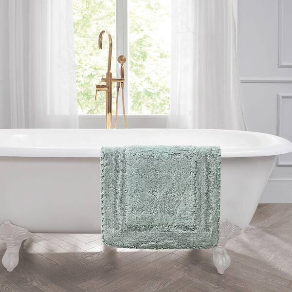 ローラアシュレイ　コットンラグ Laura Ashley Ruffle Cotton Border Aqva Blue 27 in. x 45 in. Bath