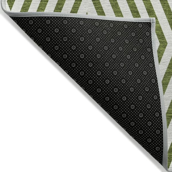 Lime Green, White 10 ft. x 14 ft. Woven Geometric Polyester Rectangle Indoor / Outdoor Area Rug