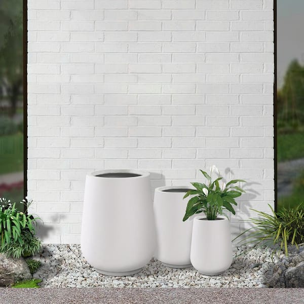 Oversized Pure White Ceramic Collection