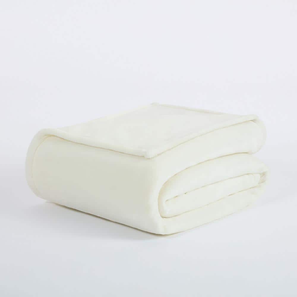 Full White Plush Polyester Woven Blanket