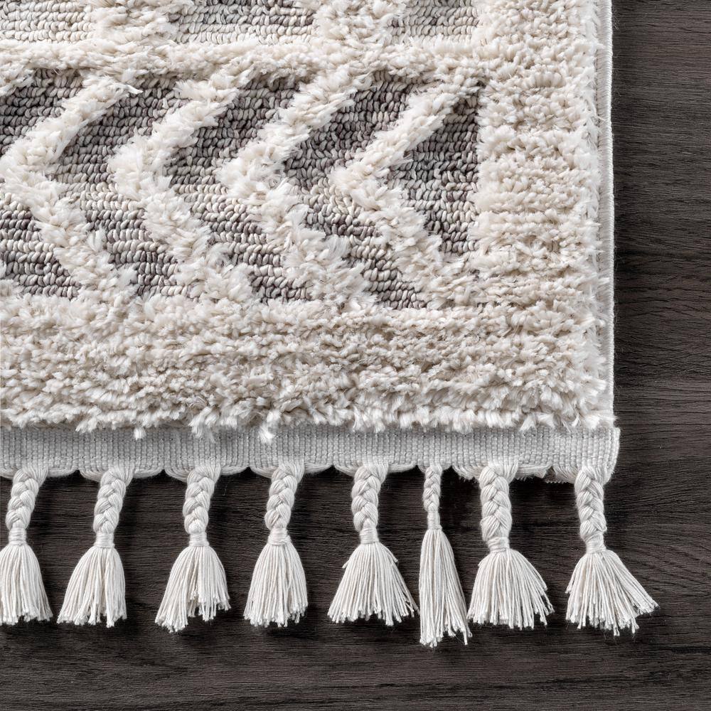 Ansley Moroccan Lattice Tassel 5x8 Gray Synthetic Area Rug