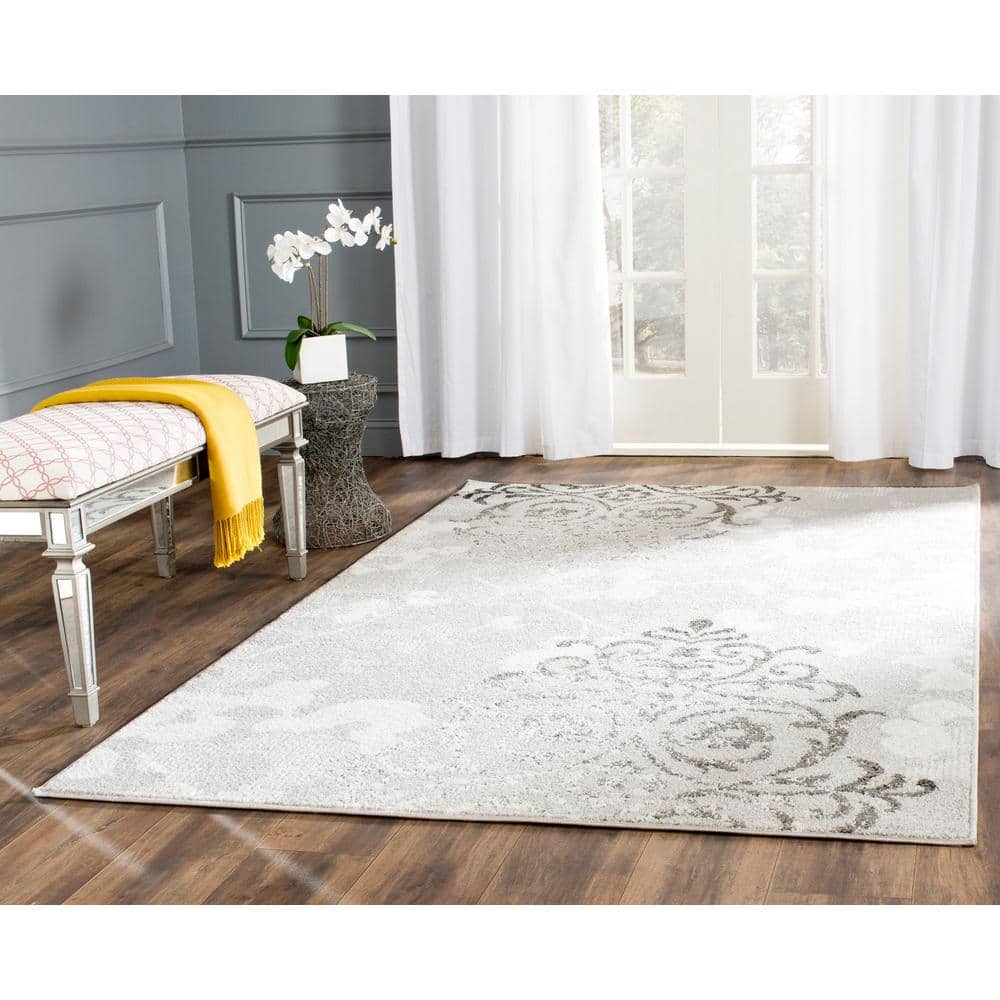 Elegant Silver/Ivory Floral 6' Square Synthetic Reversible Rug