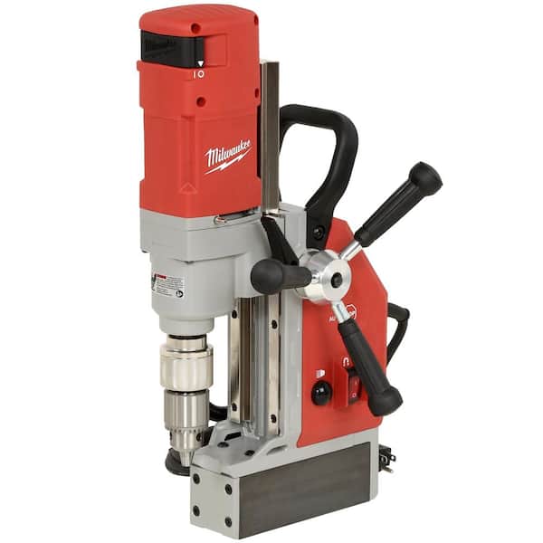 Milwaukee 13 Amp 1-5/8 in. Electromagnetic Drill Kit 4272-21 - The