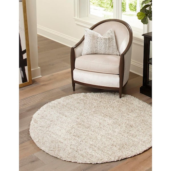 Hygge Shag Misty Ivory 5 ft. x 5 ft. Round Rug