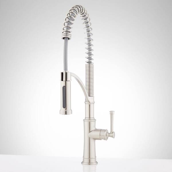 SIGNATURE HARDWARE Beasley Single Handle Pull Down Sprayer Kitchen Faucet in Chrome