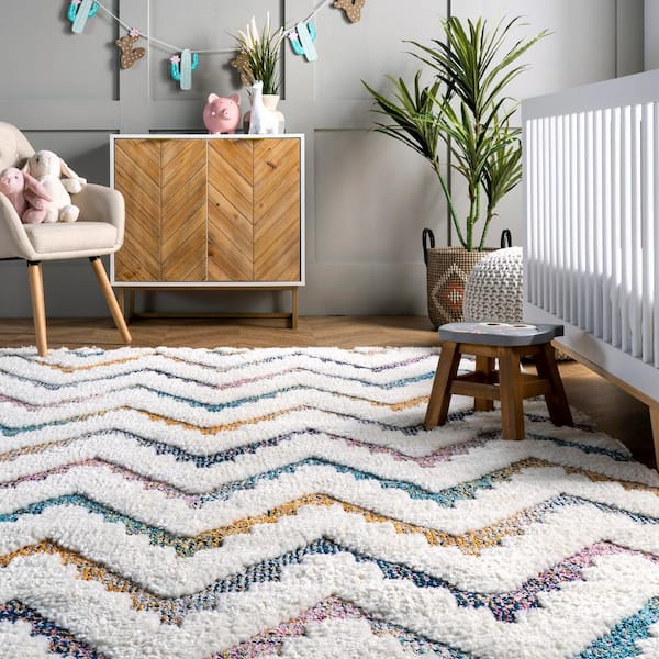 nuLOOM Rumi High-Low Chevron Tassel Beige 7 ft. 10 in. x 10 ft