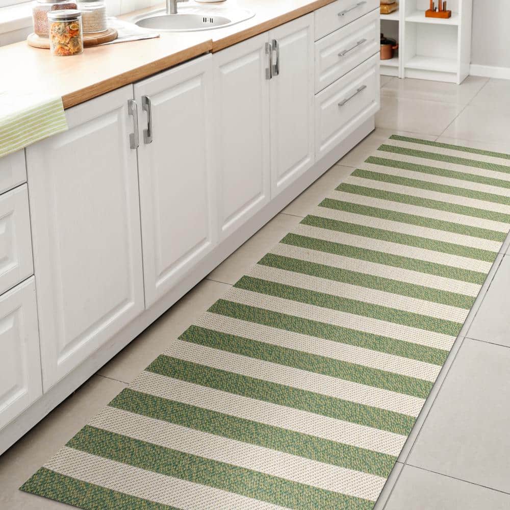 Negril Two-Tone Black/Beige 8 ft. x 10 ft. Wide Stripe Indoor/Outdoor Area Rug