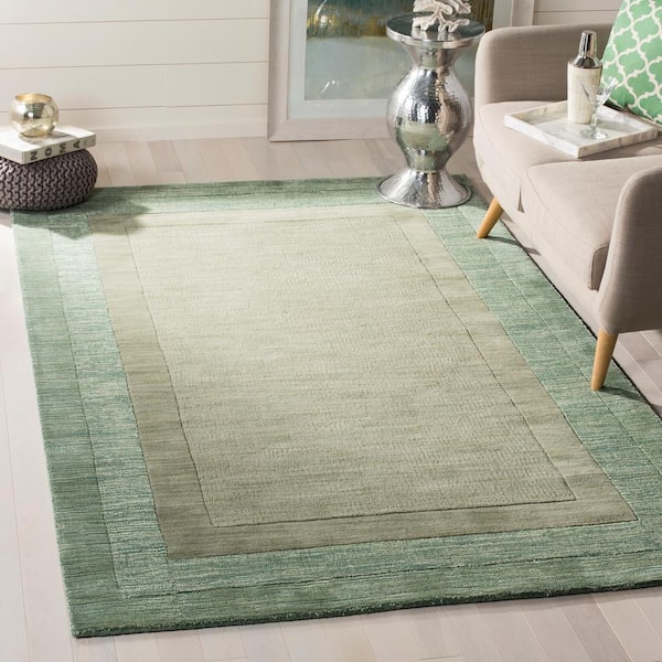 Impressions Green/Beige 8 ft. x 10 ft. Border Area Rug