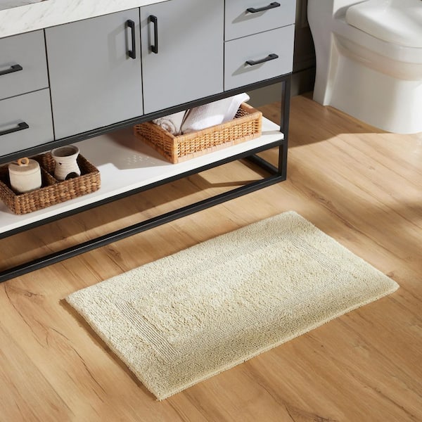 Lux Collection Sand 21 in. x 34 in. 100% Cotton Reversible Race Track Pattern Bath Rug