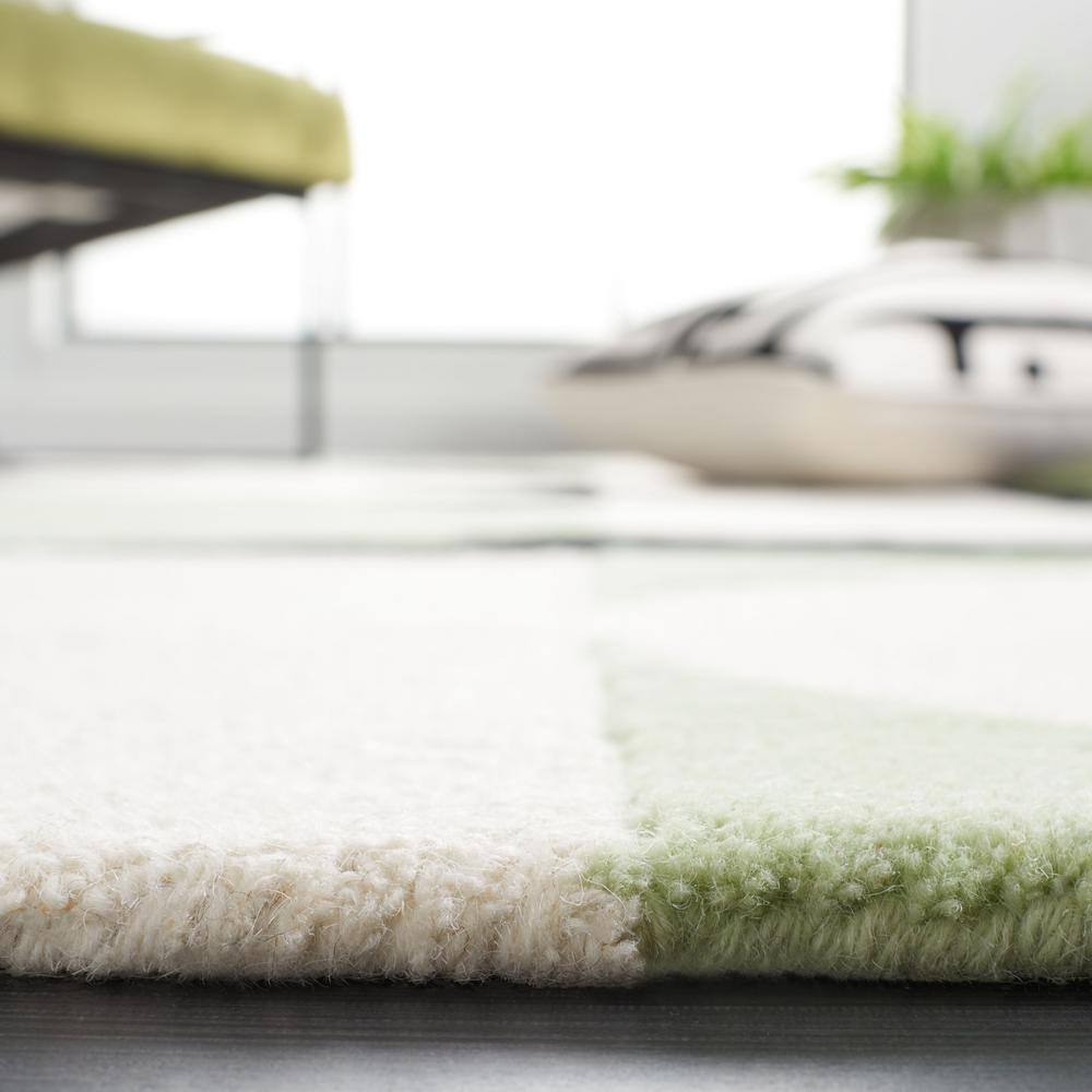 Green and Black Geometric Hand-Tufted Wool Area Rug 4' x 6'
