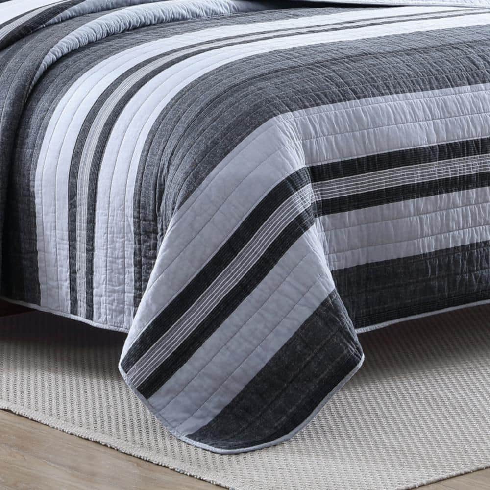 Twin Multicolor Cotton Reversible Quilt Set