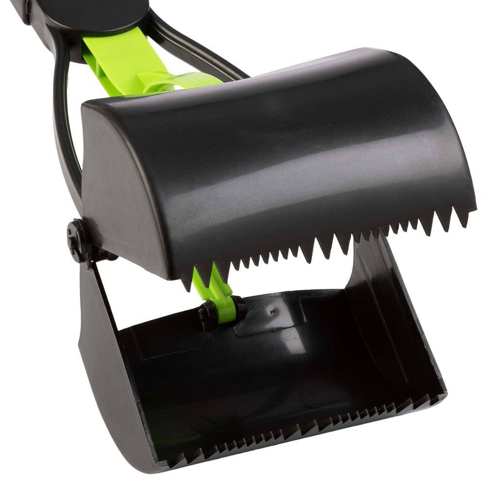Green Foldable Long-Handled Pet Pooper Scooper