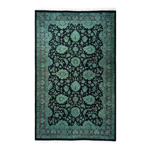 Chloe & Olivia Home Overdyed Black 3 ft. 2 in. x 5 ft. Wool Indoor Area Rug