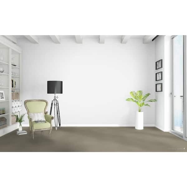 Tailgate Classic - Jaguar - Beige 28 oz. SD Polyester Pattern Installed Carpet