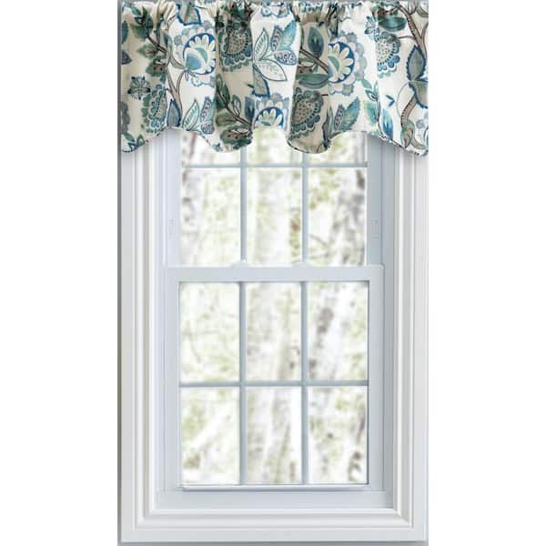 Ellis Curtain Wynette 16 in. L Cotton Lined Scallop Valance in Blue