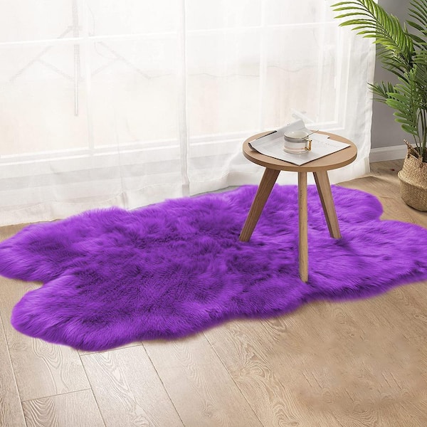 Hayzley Bath Rug Union Rustic Color: Purple, Size: 26 W x 44 L