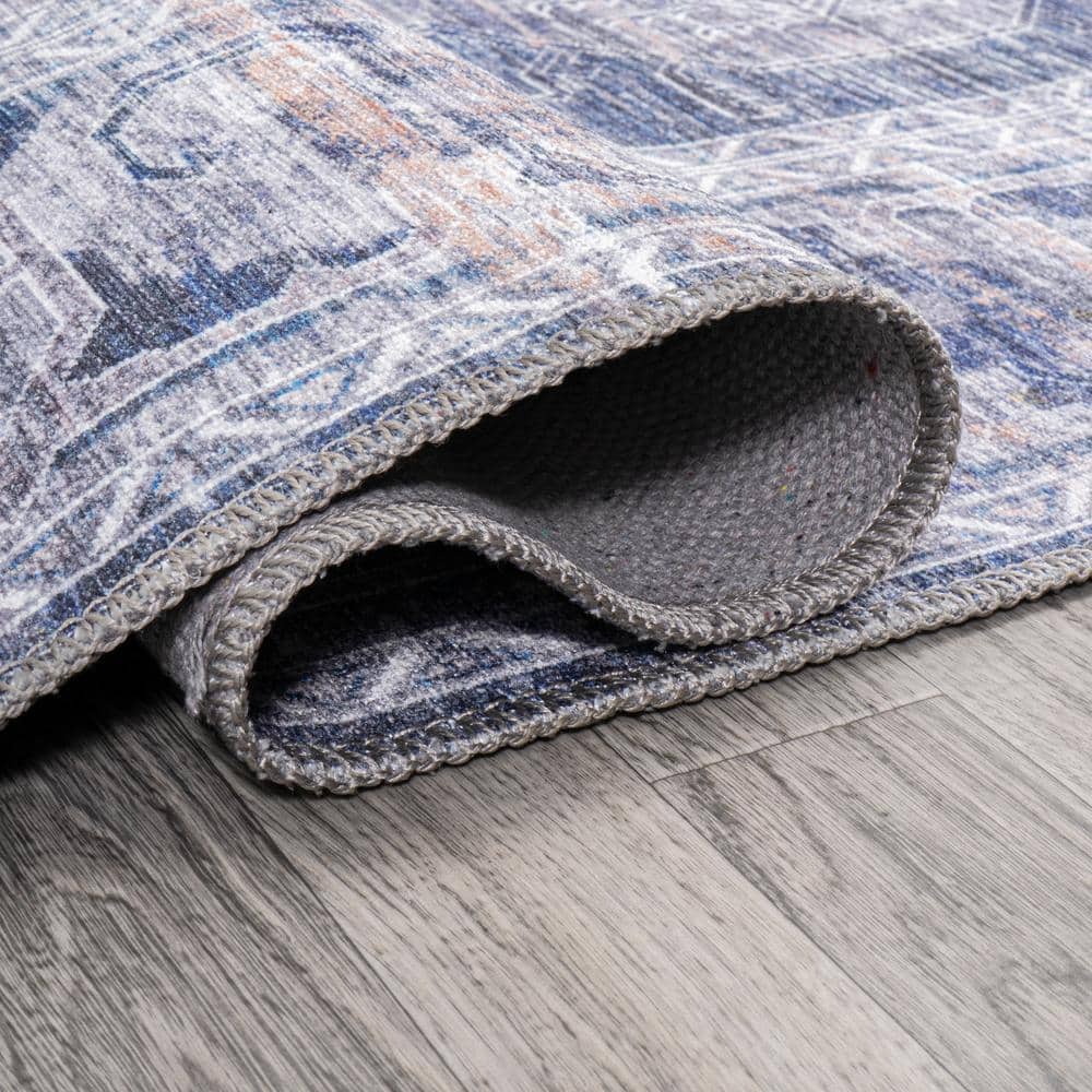Navy and Cream Medallion 4' x 6' Reversible Washable Rug