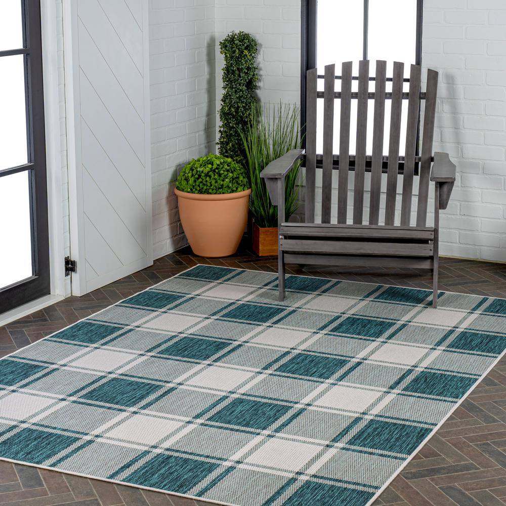 Turquoise and Cream Gingham 8' x 10' Synthetic Indoor/Outdoor Rug