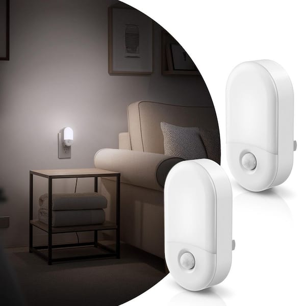Motion Sensor Night Light Plug-In, 2-Pack, 5000K Daylight White, Adjustable Brightness for Bathroom, Bedroom, Hallway