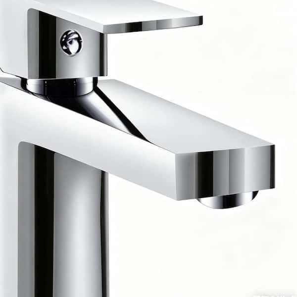 Single Hole Single Handle Bathroom Faucet in Chrome